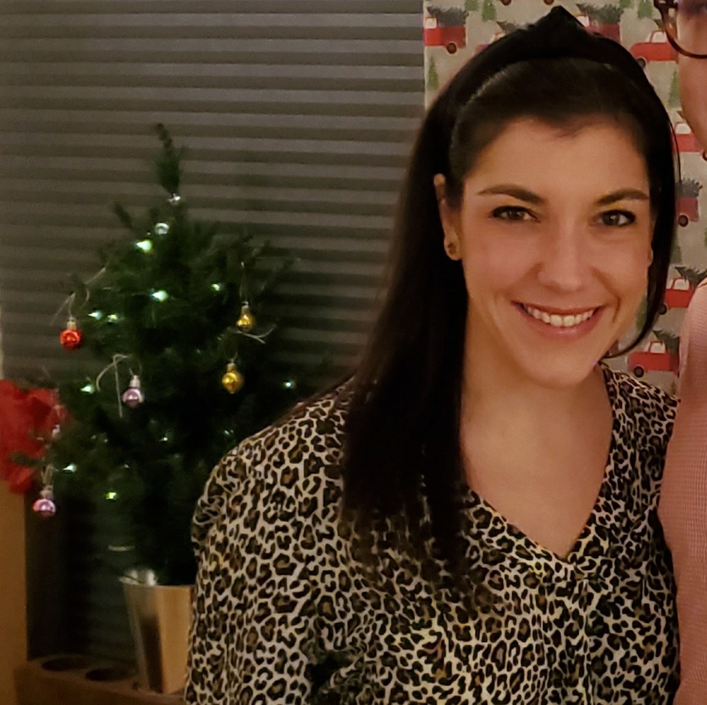 Meet your Posher, Lisa